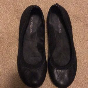 GUC Black Bandolino ballet flats size 7